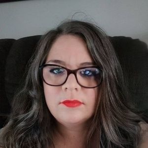 Meet your Posher, Eleanor